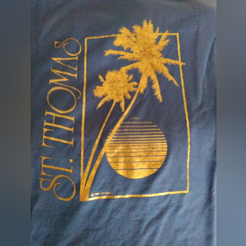 Hanes Women's Short Sleeve St. Thomas T-Shirt Size: XL 46-48 - Picture 2 of 3